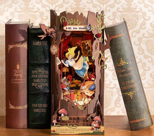 Falling into Fantasy: The Alice in a Wonderland Book